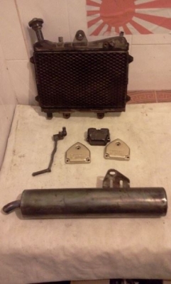 ลด+เลิก+ส่งฟรีทุกชิ้น!!!! สาวก Kawasaki 2T เชิญทางนี้