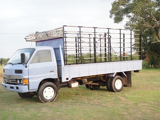 ขาย ISUZU KS32  ยาว 5 เมตร เครื่อง 110 ฝาดำ ตามรูป