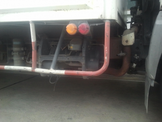 ฮีโน่ หกล้อ  ตู้แห้ง