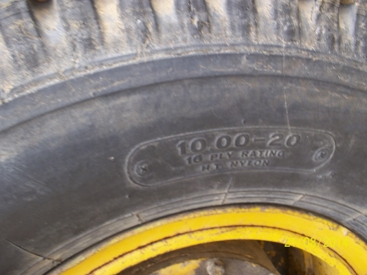 ขายรถตักสภาพพร้อมใช้