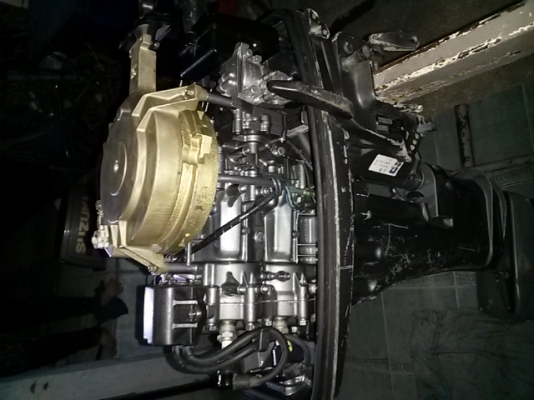 ขายเครื่องซูซูกิ9.9แน่นครับท่อนยาวครับ23นิ้วครับ ขายเครื่องซูซูกิ9.9แน่นครับท่อนยาวครับ23นิ้วครับ