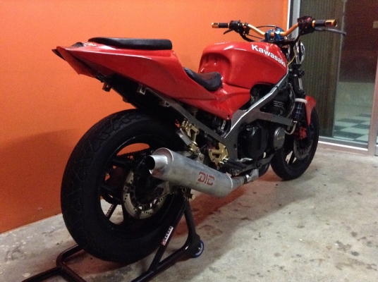 ขอด่วนๆนะครับ Kawasaki zx400 สรรพสามิตตัวจริง