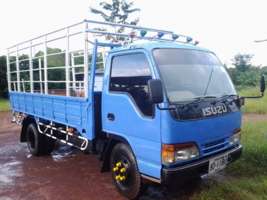 ขายด่วน กระบะบรรทุก 6 ล้อ ISUZU NKR 110 ราคา 430000