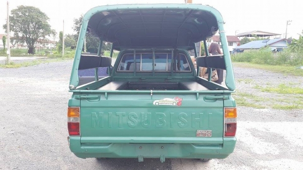 มิตซูบิชิ ไซโคลน มิตซูบิชิ ไซโคลน