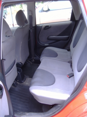 Honda JAZZ 1.5 I-DSI ปี 2004 Honda JAZZ 1.5 I-DSI ปี 2004