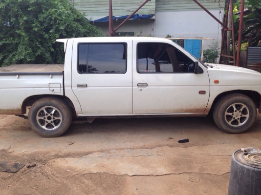 ขายบิกเอ็มสีประตูสภาพเดิมพวงมาลัยเพาว์เวอร์เครื่องฝาแดงปี96