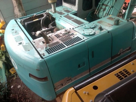 ขายด่วน  รถแบคโฮ  KOBELCO  SK200 รุ่น ุ6  YN07  สภาพดี พร้อมใช้งาน