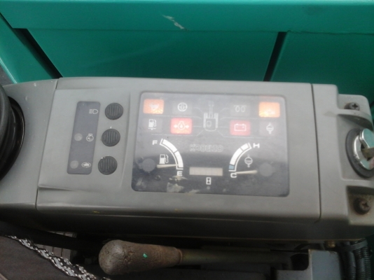 ขายรถขุด KOBELCO sk030รุ่นCoupe (เทียบเท่ามารค์ไฟล์-ซุปเปอร์)FROM JAPANพร้อมลายหัวกระแทก