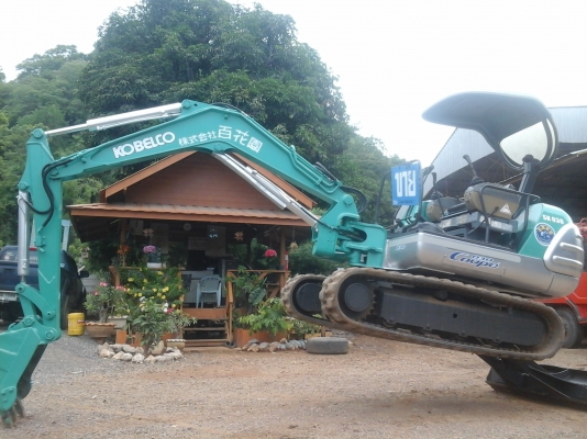 ขายรถขุด KOBELCO sk030รุ่นCoupe (เทียบเท่ามารค์ไฟล์-ซุปเปอร์)FROM JAPANพร้อมลายหัวกระแทก