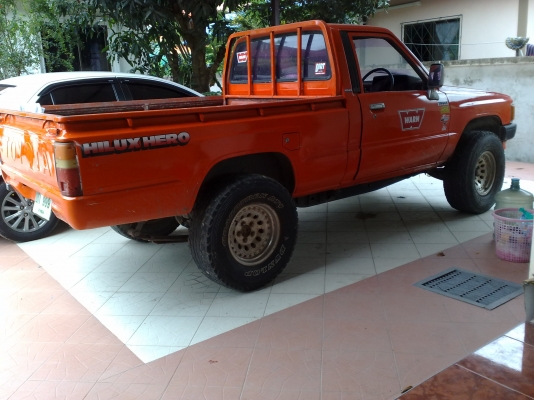 ขายครับ สวยเดิม ภายในครบ พร้อมทะเบียนสวยๆ ตอง 9 ขายครับ สวยเดิม ภายในครบ พร้อมทะเบียนสวยๆ ตอง 9