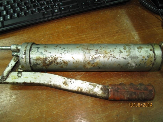 กระบอกอัดจาระบี (เรียกตามเค๊า)  ยี่ห้อ Winton Made in Germany