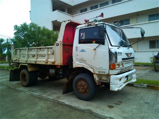 ขายด่วน รถบรรทุก 6 ล้อดั๊มพ์ ยี่ห้อ HINO รุ่น KM777 117 แรงม้า