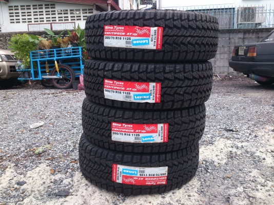 ขายยางใหม่เก่าเก็บปี11 ยาง265/70R16  AT ตัวหนังสือขาว จำนวน 4 เส้น ราคา 8900