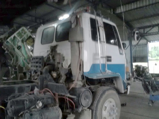 ขายด่วนครับ พ่วง ลูก 3 คาน ISUZU ROCK 210 คัสซี FXZ13NFY-3901938 เครื่อง V8 F17C-A18970 รถสวยพร้อมใช้งาน เอกสารพร้อมโอนครับ