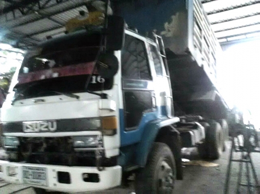 ขายด่วนครับ พ่วง ลูก 3 คาน ISUZU ROCK 210 คัสซี FXZ13NFY-3901938 เครื่อง V8 F17C-A18970 รถสวยพร้อมใช้งาน เอกสารพร้อมโอนครับ
