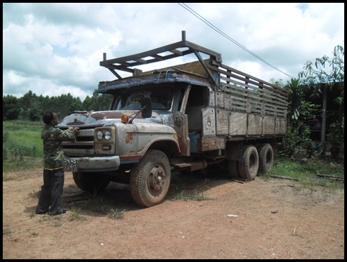 สิบล้อ หน้ายาว 2 เพลาดั้ม