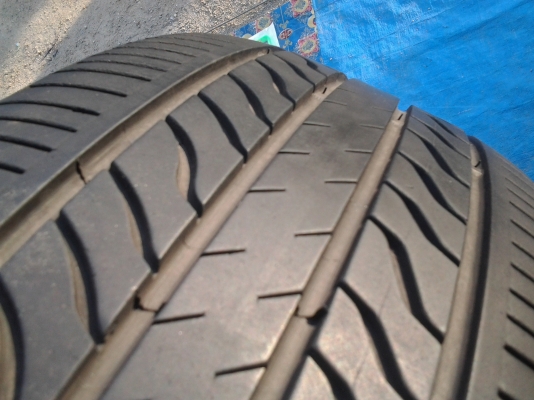 ยาง มิชลิน 225/50/17 ปี12  ดอกหนาๆนุ่มๆ