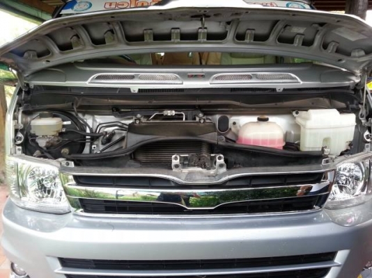 ขายรถตู้Commuter ปี2010 แต่งครบVIP ขายรถตู้Commuter ปี2010 แต่งครบVIP