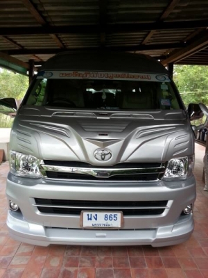 ขายรถตู้Commuter ปี2010 แต่งครบVIP ขายรถตู้Commuter ปี2010 แต่งครบVIP