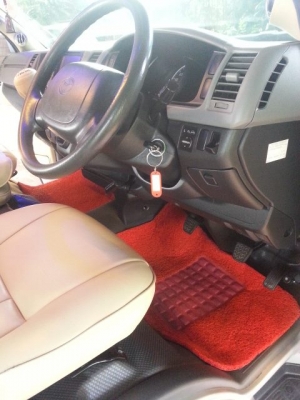 ขายรถตู้Commuter ปี2010 แต่งครบVIP ขายรถตู้Commuter ปี2010 แต่งครบVIP