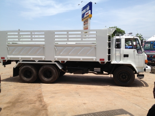 ขายครับ ISUZU ROCKY เครื่อง 240 น้ำมันกระบะดั้มพ์ดิน สภาพใหม่ มี 2 คัน ราคาไม่แพงคุ้มๆครับ