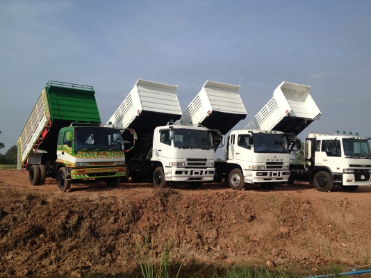 มีรถบรรทุก 6-10 ล้อหลายคันให้เลือกครับ ทั้ง HINO ISUZU MITSUBIHI ดั้มพ์เกษตร ดั้มพ์ดิน หลายราคาพร้อมเล่มทะเบียนครับ สนใจรีบเลยครับ มีรถบรรทุก 6-10 ล้อหลายคันให้เลือกครับ ทั้ง HINO ISUZU MITSUBIHI ดั้มพ์เกษตร ดั้มพ์ดิน หลายราคาพร้อมเล่มทะเบียนครับ สนใจรีบเลยครับ