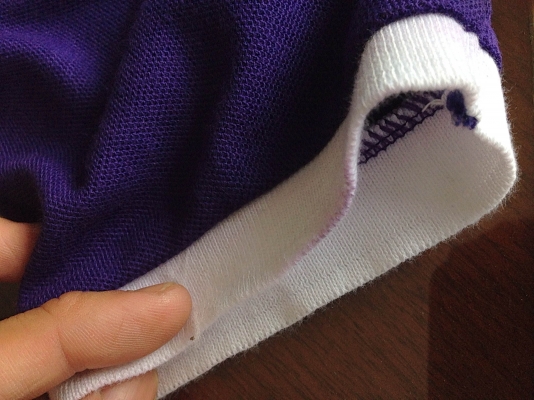 (ขายเหมา) เสื้อเกรต B ซักแล้วสีซึมใส่ปกหน่อยๆ (ตามรูป)