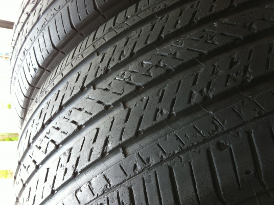 ขายยาง Michelin Pilot HX MXM4 235/55 R17 สภาพสวย