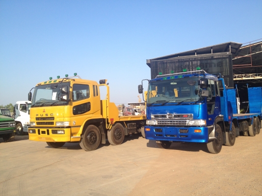 มี 12 ล้อ หางบรรทุกแมคโคสวยๆเลยครับ หาง ยาว 7.50 เมตรพร้อมทะเบียนครับสนใจสั่งได้ครับ