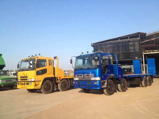 มี 12 ล้อ หางบรรทุกแมคโคสวยๆเลยครับ หาง ยาว 7.50 เมตรพร้อมทะเบียนครับสนใจสั่งได้ครับ มี 12 ล้อ หางบรรทุกแมคโคสวยๆเลยครับ หาง ยาว 7.50 เมตรพร้อมทะเบียนครับสนใจสั่งได้ครับ