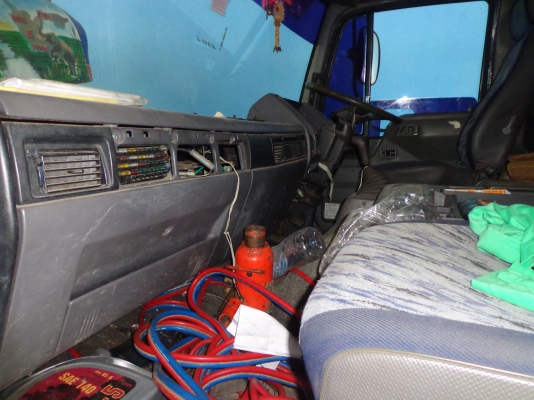 ขายรถเกี่ยวลดอีกครับอยากขาย เจ้าช้างไวไฟลดราคาครับ 1400000 จบใด้จบเลย