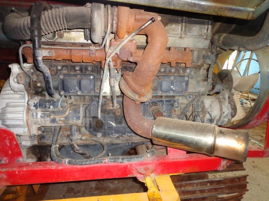 ขายรถเกี่ยวลดอีกครับอยากขาย เจ้าช้างไวไฟลดราคาครับ 1400000 จบใด้จบเลย