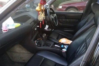 BMW 525IA เครื่อง 2เจโบ เกียรออโต้ กินแก้ส ปี32 เบาะหนัง กะจกไฟฟ้า ราคาสุดท้ายตัดใจขายครับ