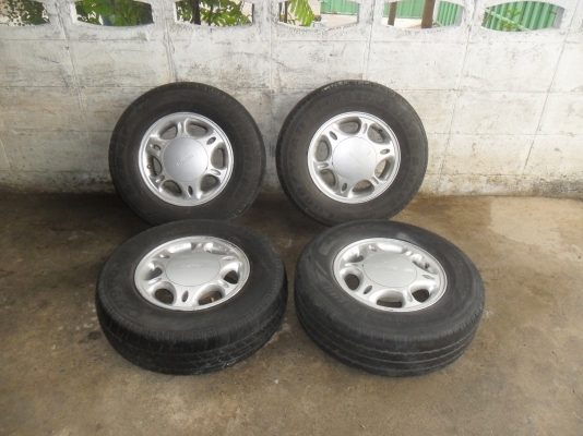 ล้อแม็ก 14นิ้ว 6รู อีซุสุ พร้อมยาง สวยๆ 4 ล้อ ราคา 3800 บาท