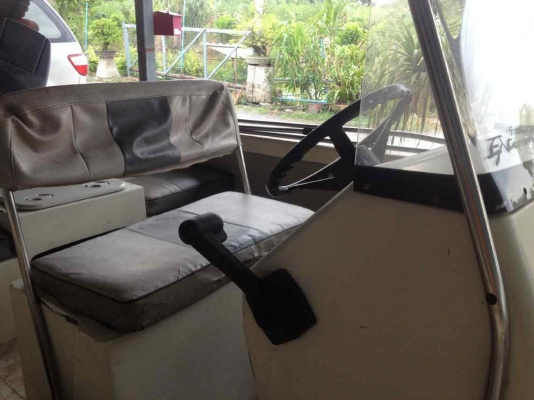 ขายเรือ14ฟุต เครื่องJohnson 55แรง