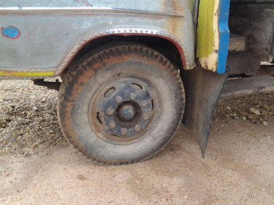 เทเลอร์ 6 ล้อหน้ายาว