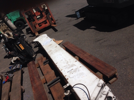 ขายเครนสลิงติดหลังรถบรรทุกของนำเข้าจากญี่ปุ่น ไม่เคยใช้งานในไทย