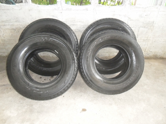 เจ็สั่งลุย ยาง BRIDGESTONE 255/70R15 ปี10 สวยๆ 4 เส้น ราคา 2500 บาท