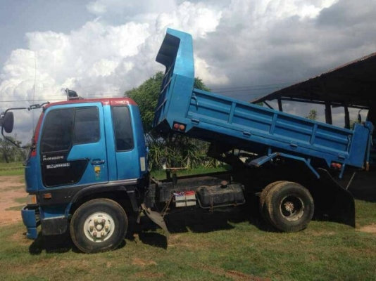 ขายดั้มHINO สมอเงิน 195แรง ยาง825ขอบ16 พ.เพาเวอร์ เบรกทิฟฟี่ เครื่องดี แคชซีสวย สภาพพร้อมใช้งาน เอกสารพร้อมโอน สนใจโทร090-8588220คุณนะ LINE IDnarong498 หรือ www.truck.in.th/498