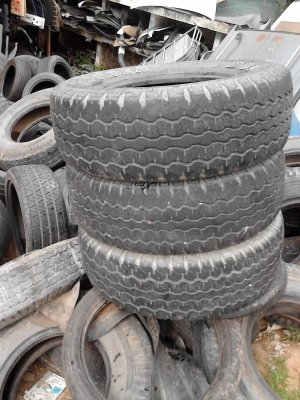 265/70R16 DUNLOP GRANDTREK  ตัวหนังสือขาว มี 3 เส้น TEL.081-427-3941