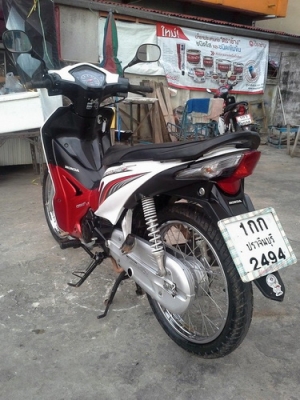 Wave110-i รถปี56 หัวฉีดประหยัดน้ำมัน ราคาถูกๆครับ Wave110-i รถปี56 หัวฉีดประหยัดน้ำมัน ราคาถูกๆครับ