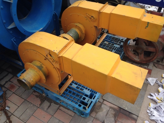 ขายโบวเวอร์ดูดอากาศ ขนาด 5 HP. 2800 RPM. 380 V พร้อมตัวปรับระดับแรงลม สภาพดี วิ่งนิ่ม พร้อมใช้งาน มี 2 ตัว ขายโบวเวอร์ดูดอากาศ ขนาด 5 HP. 2800 RPM. 380 V พร้อมตัวปรับระดับแรงลม สภาพดี วิ่งนิ่ม พร้อมใช้งาน มี 2 ตัว