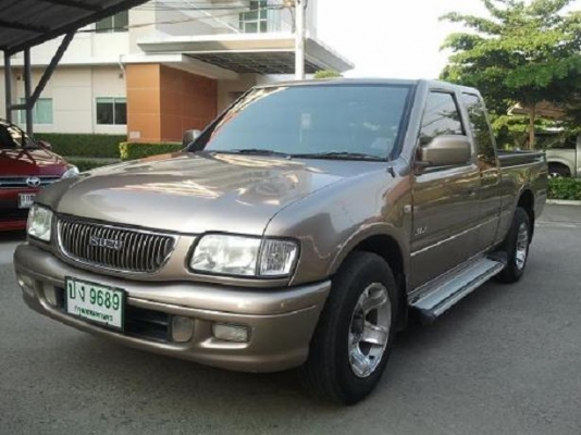 ISUZU SLX 2500 ปี 2001 ISUZU SLX 2500 ปี 2001