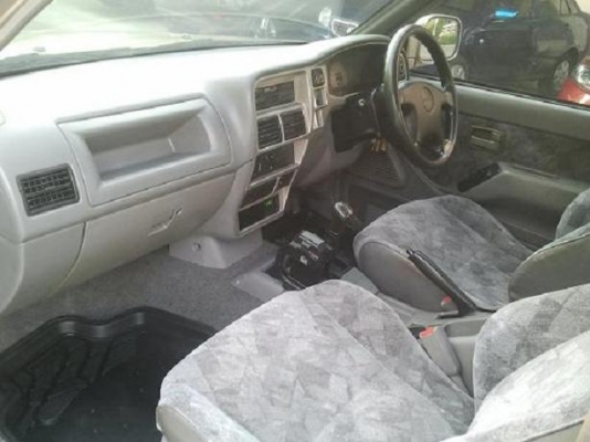 ISUZU SLX 2500 ปี 2001 ISUZU SLX 2500 ปี 2001