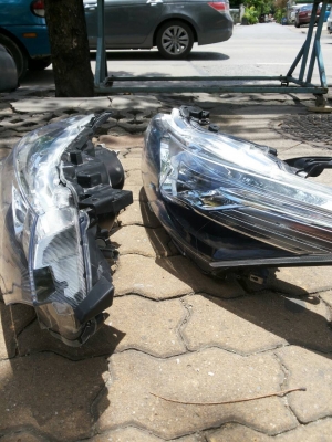 ขายไฟหน้า new vios โปรเจคเตอร์ 1 คู่ สวยๆ