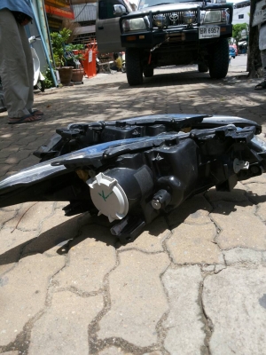 ขายไฟหน้า new vios โปรเจคเตอร์ 1 คู่ สวยๆ