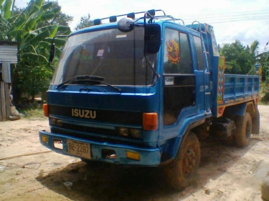 ขายดั้มร็อกกี้ 195แรง ยาง825ขอบ16 พ.เพาเวอร์ เบรกทิฟฟี่ เครื่องดี คัชซีสวย สภาพพร้อมใช้งาน เอกสารพร้อมโอน สนใจโทร090-8588220คุณนะ  LINE ID narong498 www.truck.in.th/498