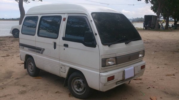 รถตู้เล็ก พร้อมใช้ 130,000 ต่อลองได้ รถตู้เล็ก พร้อมใช้ 130,000 ต่อลองได้