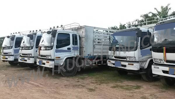 ISUZU 10 ล้อ FVM 200 แรงม้า มีทั้งหมด 19 คัน ขายคันละ 1,450,000 บาท