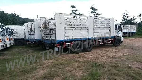 ISUZU 10 ล้อ FVM 200 แรงม้า มีทั้งหมด 19 คัน ขายคันละ 1,450,000 บาท